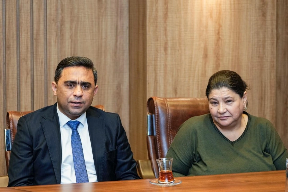 ƏƏSMN-də Xocalı soyqırımı qurbanlarının ailə üzvləri ilə görüş olub