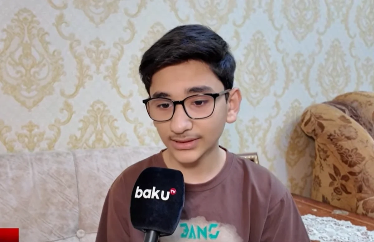 Azərbaycanlı məktəbli "WhatsApp"a alternativ tətbiq yaradıb - VİDEO