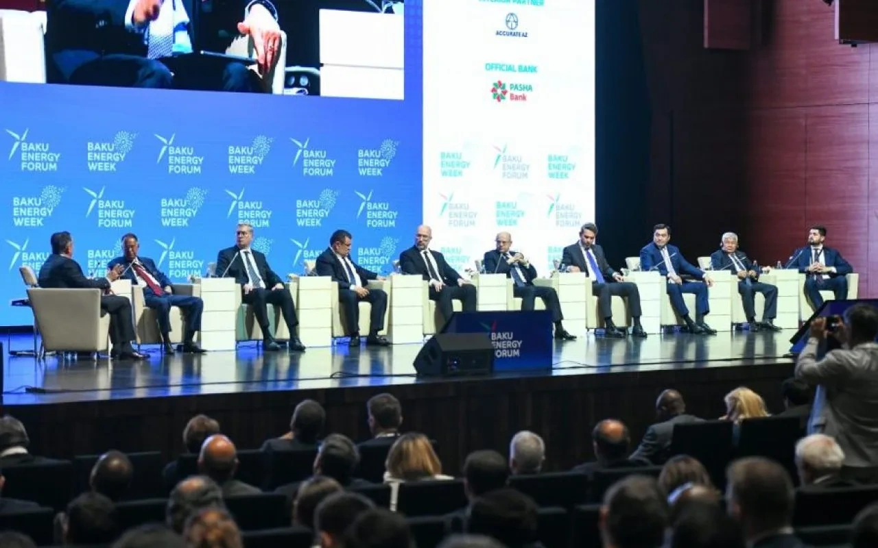 “Bakı Enerji Forumu”nun ikinci günü başlayıb