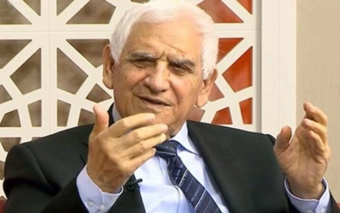 94 yaşlı Nəriman Həsənzadə: "Ad günümlə bağlı ilk təbriki Anar Ələkbərovdan aldım"