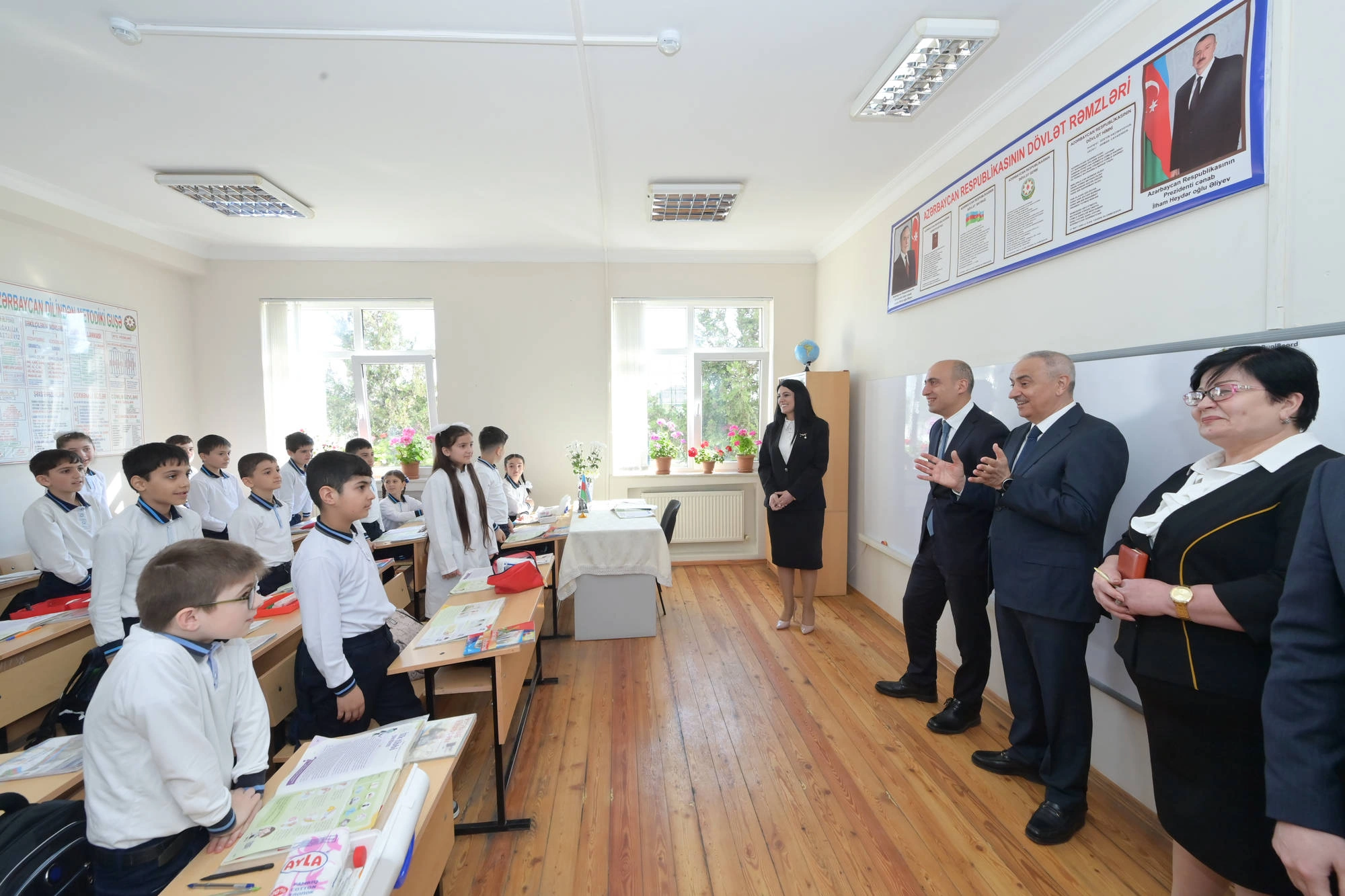 Nazir Qusarda məktəbdə tədris prosesi ilə tanış olub - FOTO