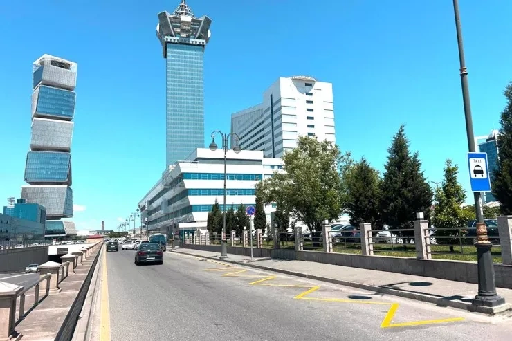 Daha 6 ünvanda minib-düşmə yeri yaradıldı - FOTO
