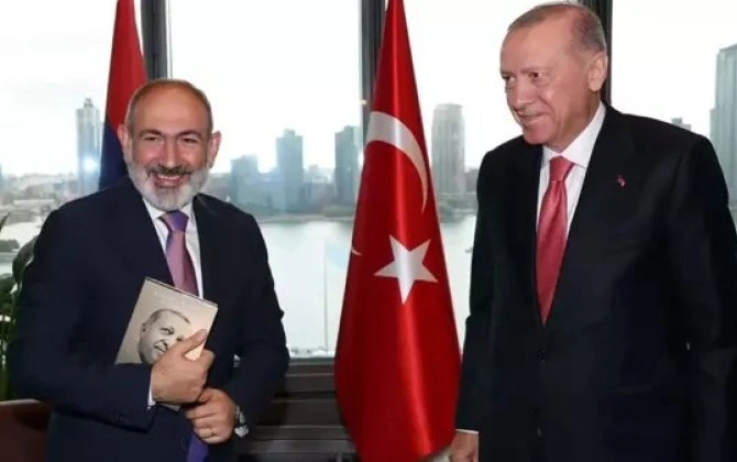 “ Sərhəd açıldıqdan sonra "Türkiyə bizi yeyəcək" fikri anlaşılmazdır: orada yüz minlərlə erməni yaşayır və işləyir...”