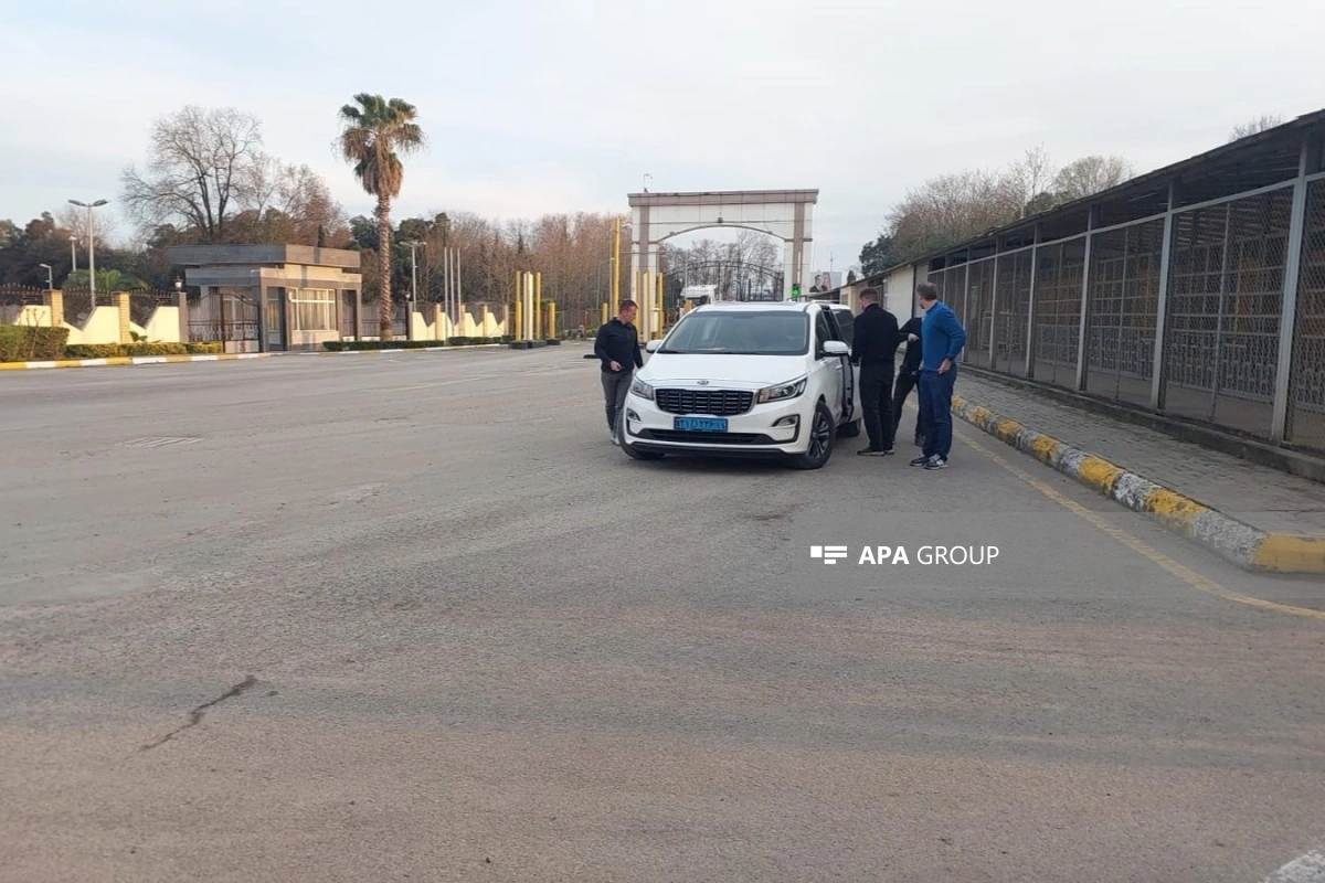 İsveç və Çexiyanın İrandakı səfirliyinin əməkdaşları Azərbaycan sərhədi ilə təxliyə olunub - FOTO