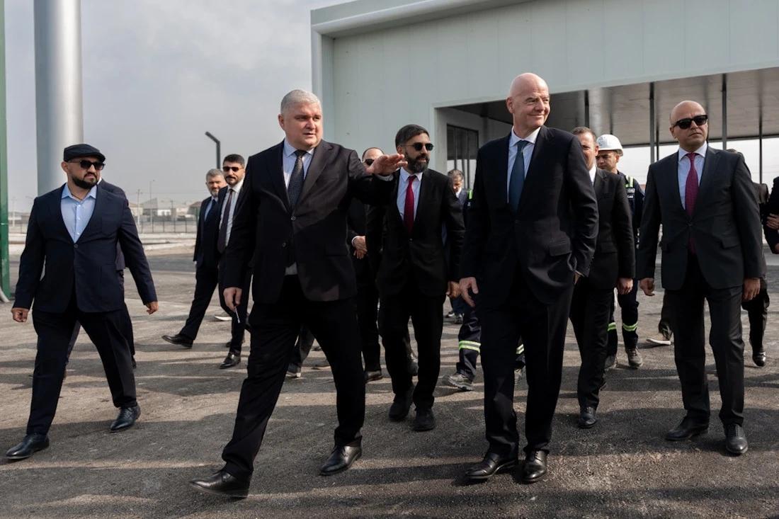İnfantino Hövsanda inşa olunan meydançalara baxış keçirdi - FOTOLAR