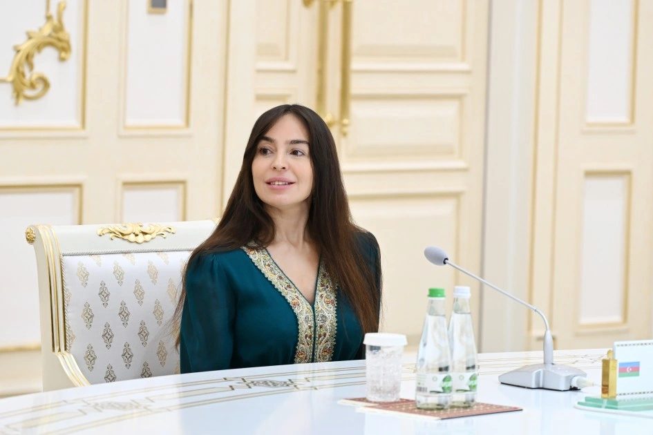 Aşqabadda Leyla Əliyevanın üçtərəfli görüşü oldu - FOTO