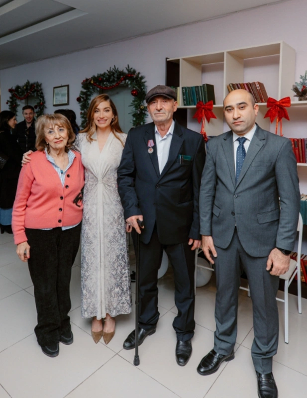 Ahıl şəxslər üçün sosial xidmət müəssisəsində Yeni il süfrəsi açılıb - FOTO