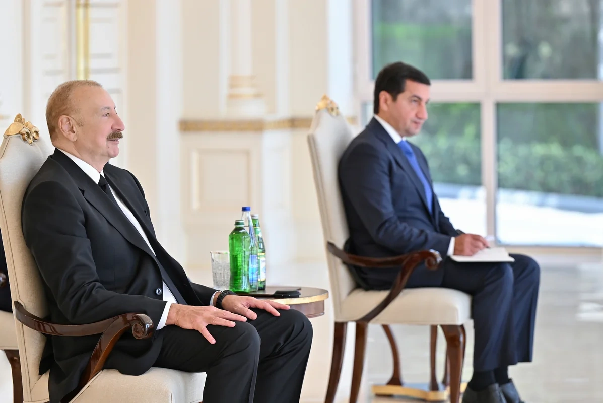 İlham Əliyev Omanın Azərbaycana yeni təyin olunmuş səfirinin etimadnaməsini qəbul etdi - FOTO
