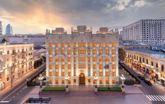 Məktəbli formasına etiraz edən 37 nəfər həbs olundu - RƏSMİ