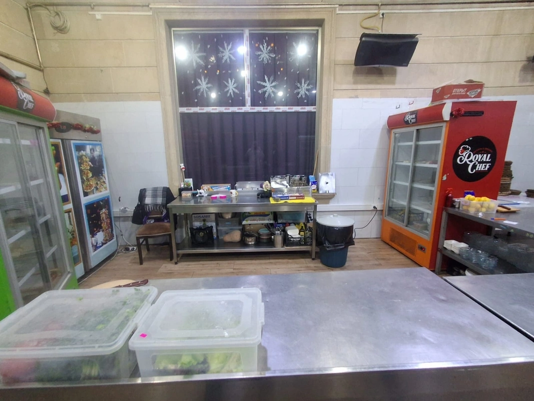 Aqşin Fatehin restoranında saxta alkoqollu içkilər aşkarlandı - FOTOLAR
