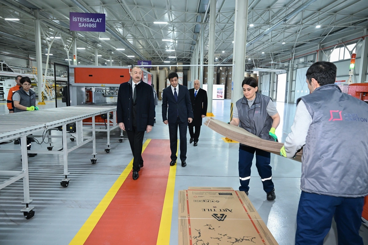 Sumqayıt Sənaye Parkında karton və qutu taralarının istehsalı müəssisəsinin açılışı oldu - FOTO