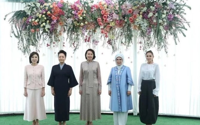 Mehriban Əliyeva Bişkekdə əl işləri sərgisini ziyarət edib - FOTO
