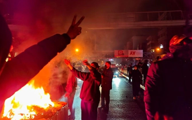İranda etirazların yeni dalğası... - ABŞ MKİ etirazçılara təcili müraciət etdi...+VİDEO