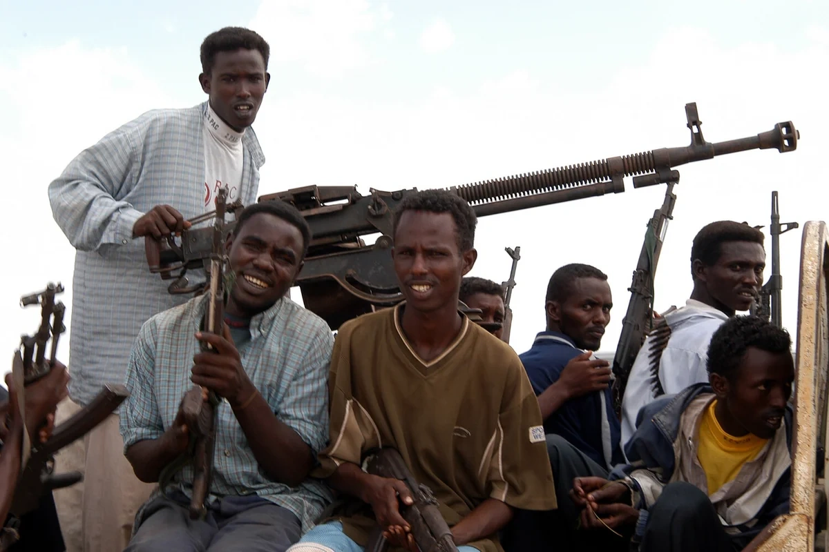 Somali piratları Pakistan dənizçiləri üçün milyonlarla dollarlıq fidyə tələb etdilər