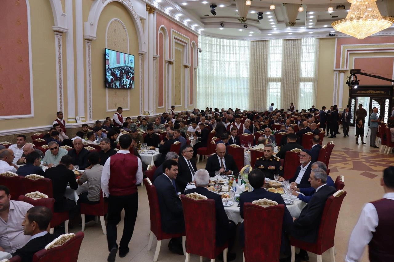 Deputat Ağalar Vəliyev şəhid ailələri ilə görüşdü, ehsan mərasimi təşkil olundu - FOTO