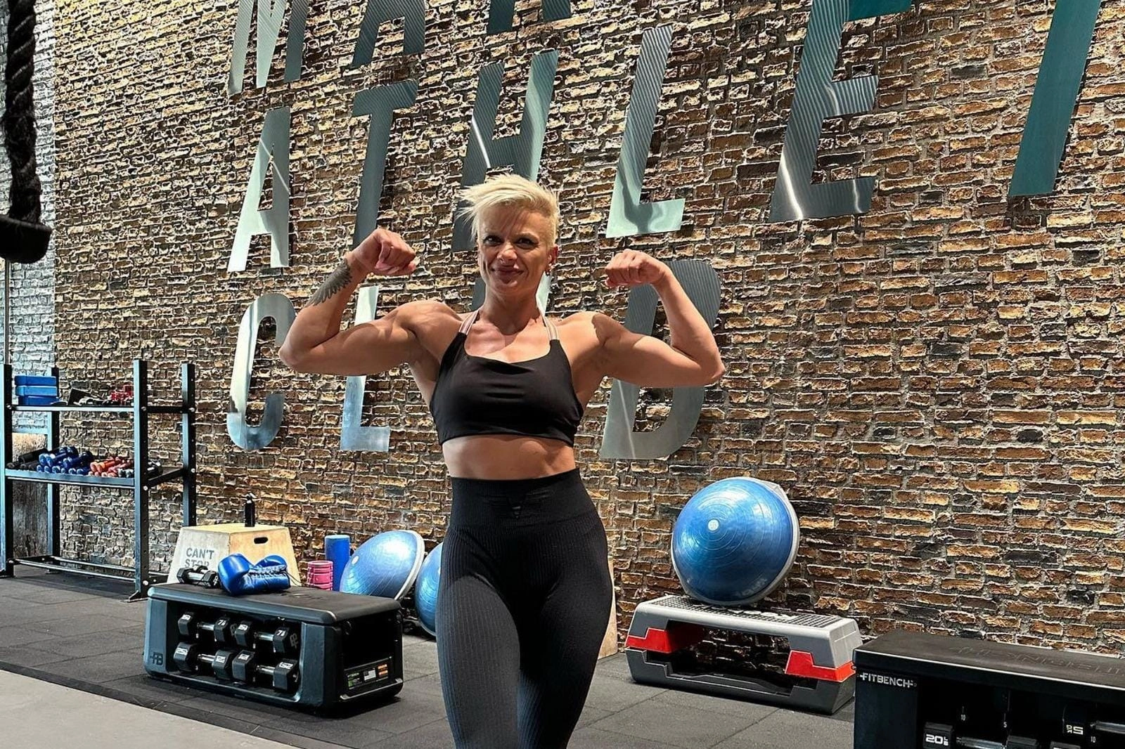 “Heç kəsin məndən xəbəri yox idi, 5 il ailəmdən uzaq qaldım” - sosial şəbəkədə məşhurlaşan fitnes məşqçi - FOTO