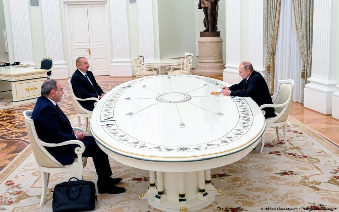 Niyə Putin Paşinyanı anlamır və heç vaxt anlamayacaq - postsovet dünyasının sonu - "Deutsche Welle"