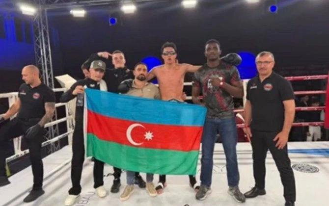 Kəlbəcərli gənc Barselonada Azərbaycan bayrağını zirvəyə qaldırdı - FOTO-VİDEO