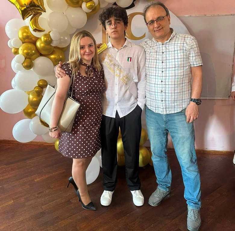 Tələbə adını qazanan jurnalist övladları - FOTO