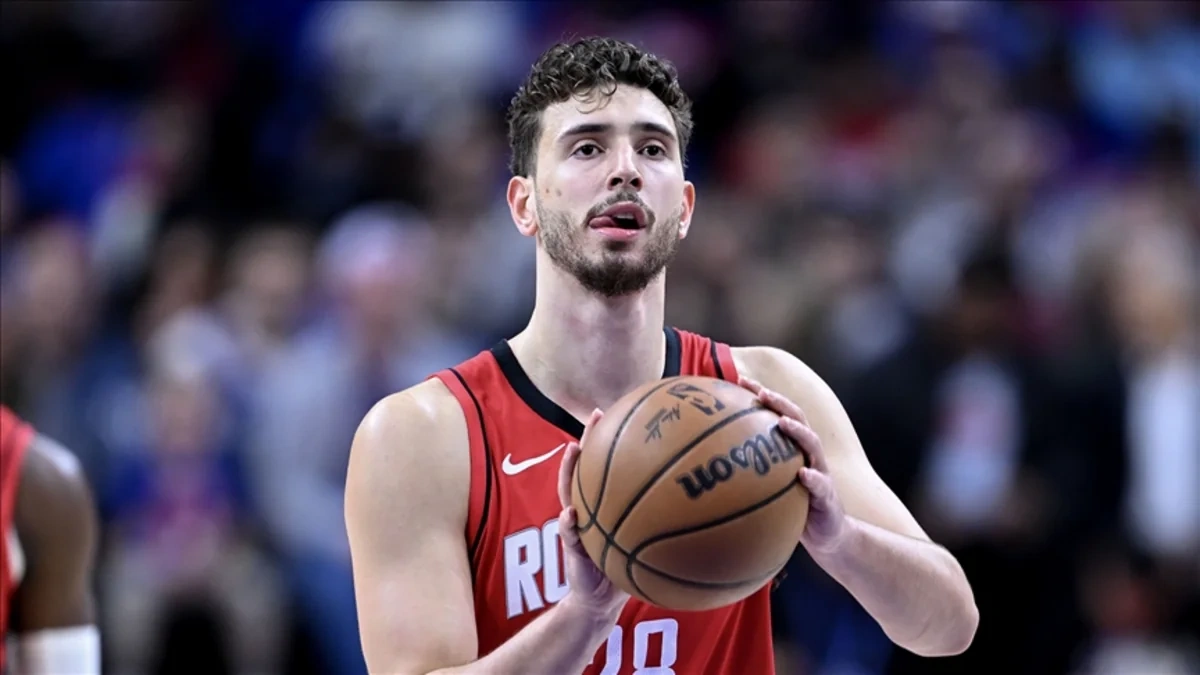 Türkiyəli basketbolçu NBA tarixinə düşdü