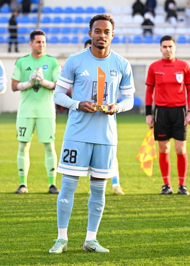 Premyer Liqada noyabr ayının ən yaxşı qolunun müəllifi mükafatlandırıldı