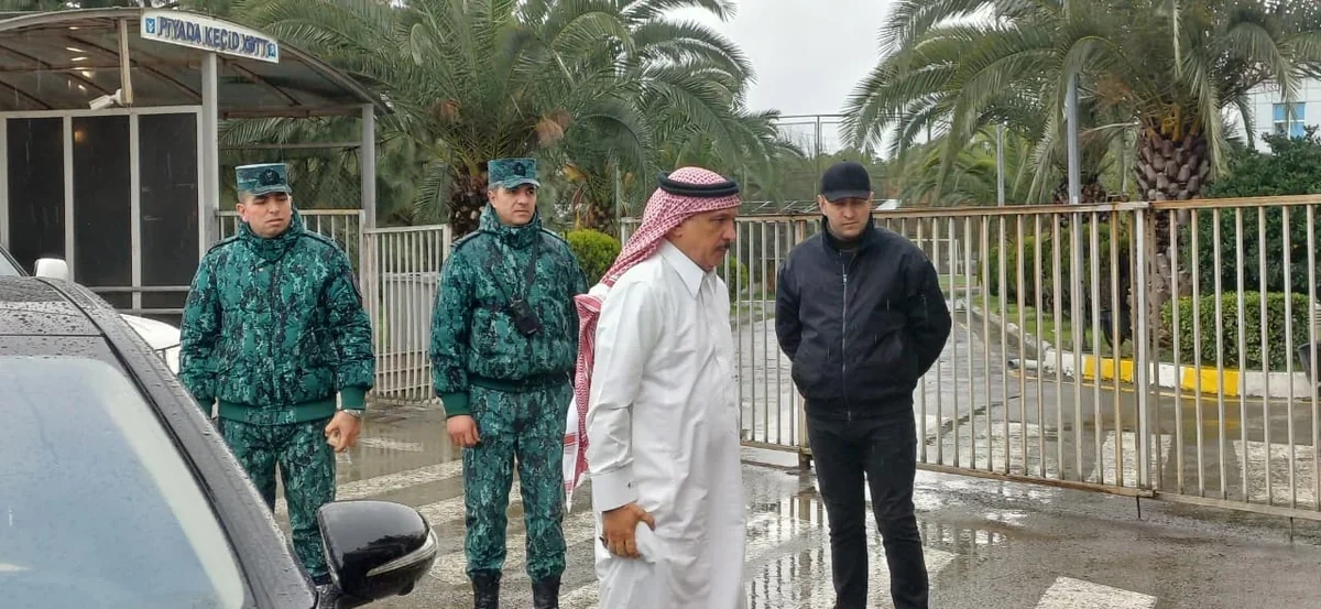 Əcnəbi vətəndaşlar və diplomatlar Azərbaycana təxliyə olunublar - FOTO