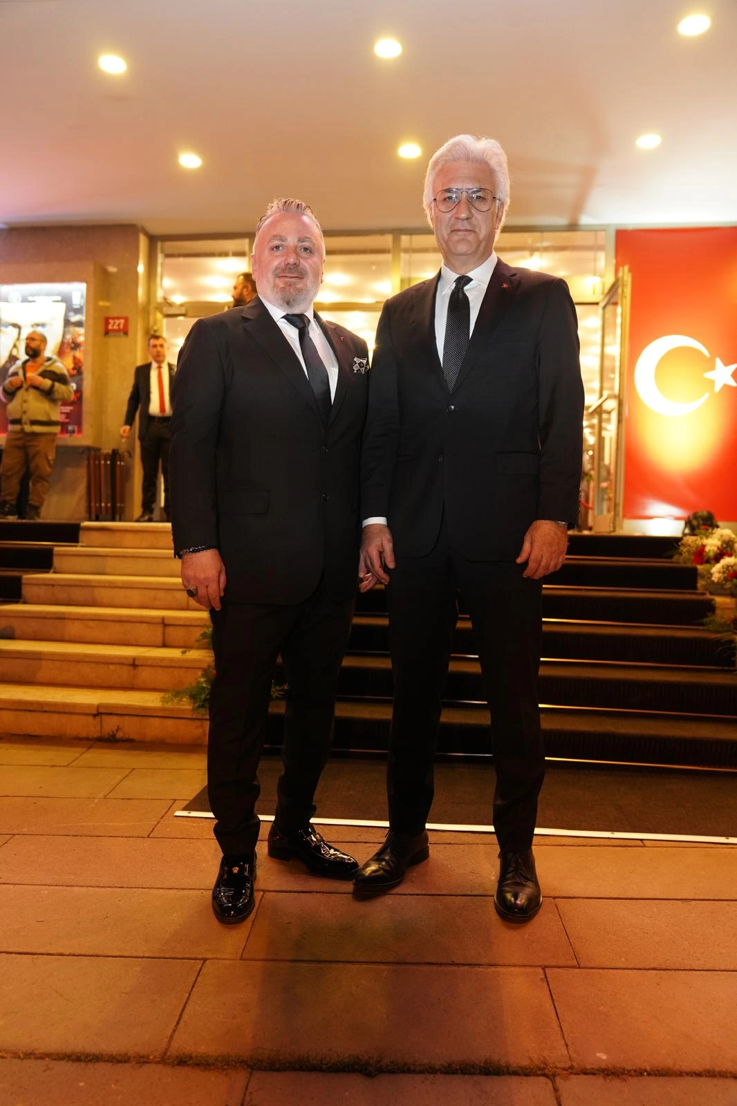 Türkan Şoray və Ediz Hunun Azərbaycan səfərinin təfərrüatları - təşkilatçı özəl olaraq Moderator.az-a danışdı - FOTOLAR