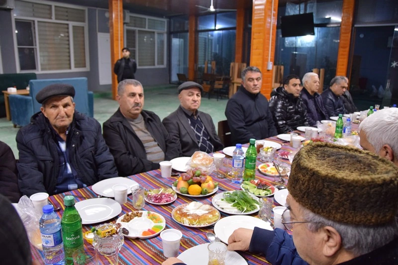 Binəqədidə Ulu Öndərin anım günü ilə bağlı ehsan süfrəsi təşkil edilib