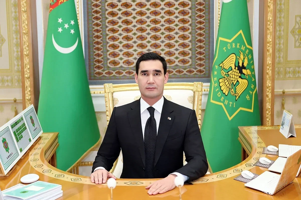 Sərdar Berdiməhəmmədov Azərbaycana gəldi