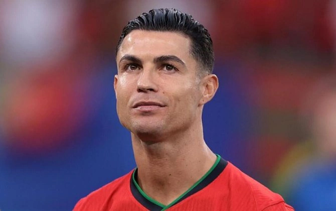 Ronaldo Portuqaliya millisindən uzaqlaşdırıldı
