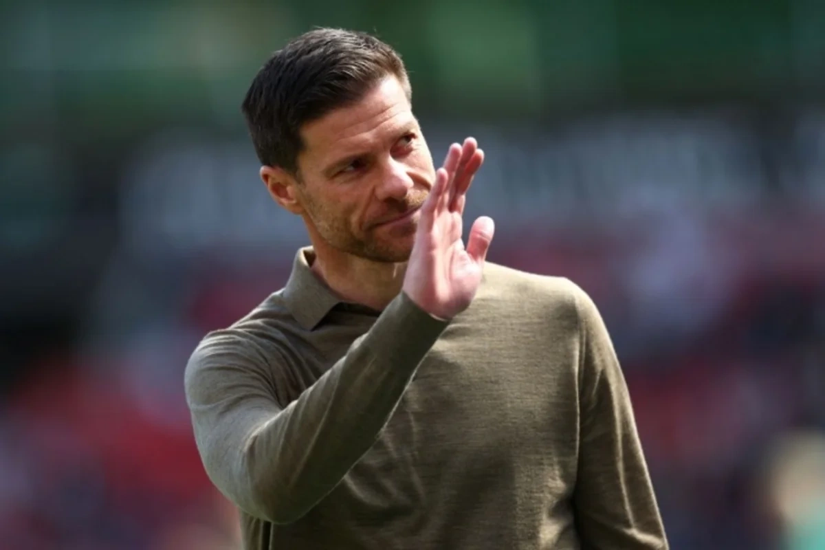 "Çelsi" Xabi Alonso ilə danışıqlara başlayıb