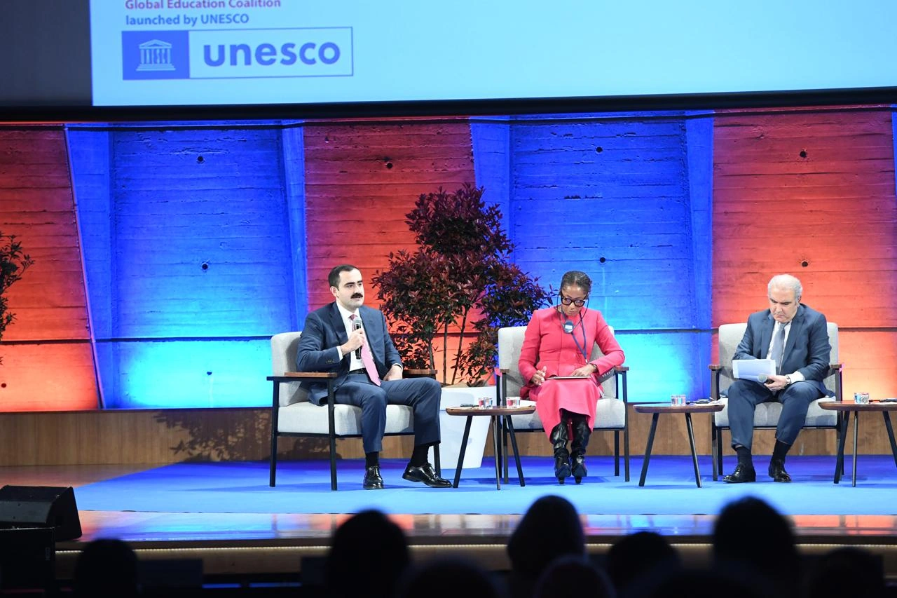 Azərbaycan UNESCO-nun Qlobal Təhsil Monitorinqi Hesabatının təqdimat mərasimində təmsil olundu - FOTO